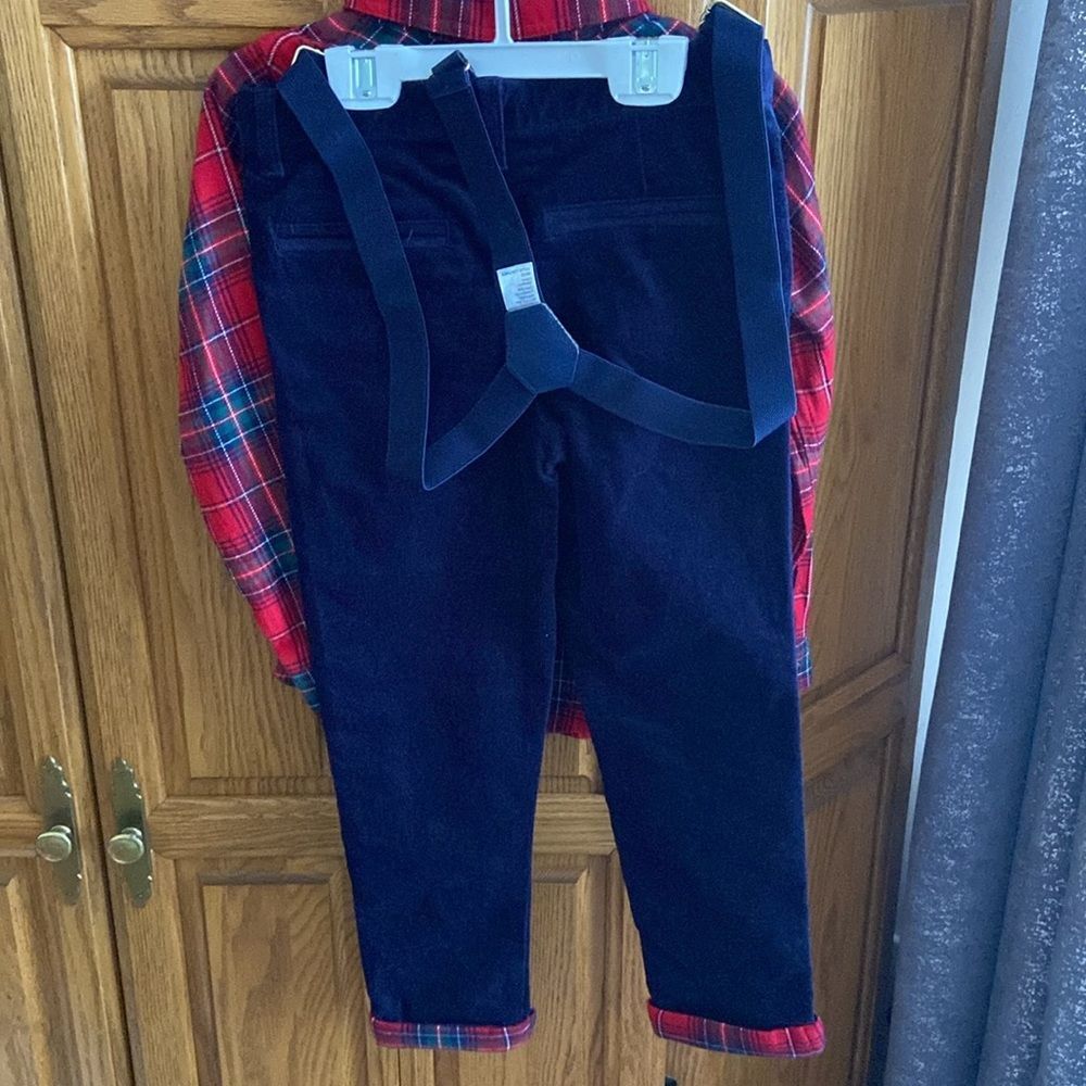 Max Studio Kids 3 piece set Boys Red Shirt Navy Corduroy Pants with suspenders - Picture 4 of 8